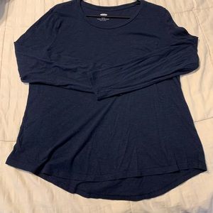 Dark blue Old Navy tshirt